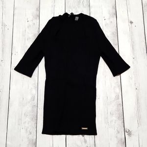 T Tahari Medium Black form fitting stretchy Sweater with short sleeve.